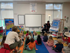 Parent reader in classroom